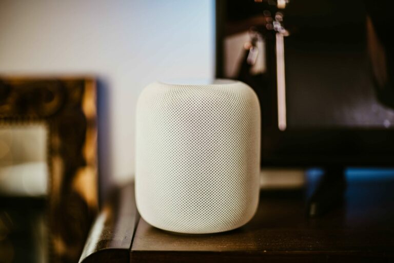 Hey Siri Commands: An Extensive List of Voice Command Examples