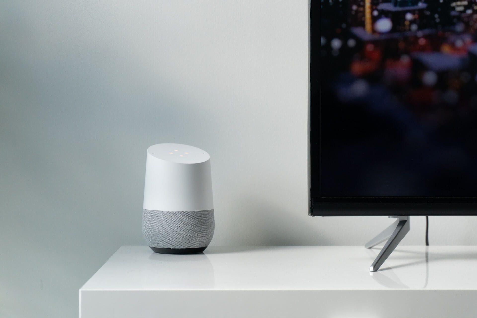 Master Google Assistant and Roku with these Voice Command Examples